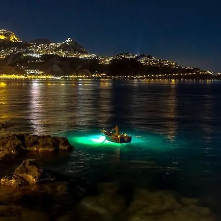 Casa Capri 아파트