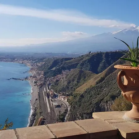Casa Capri شقة جيارديني ناكسوس